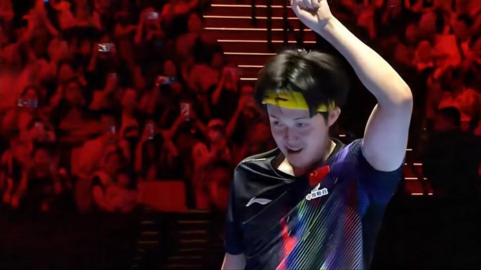 王楚钦1-3逆转达科晋级四强 守住国乒男单希望